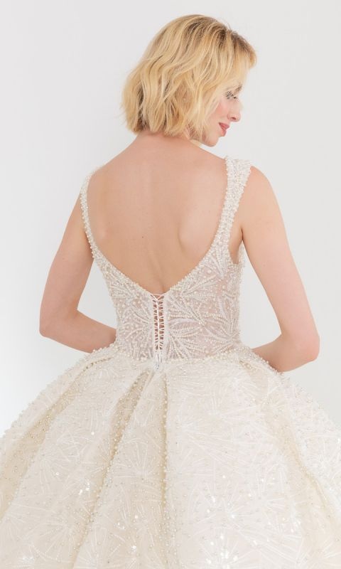Suknia ślubna - odcień bieli Ivory