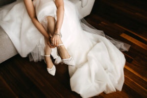 płaskie buty do ślubu