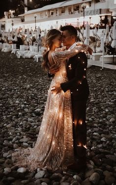 zdjęcie ślubne z wykorzystaniem światełek