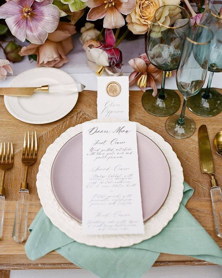 stół weselny - zastawa w kolorze