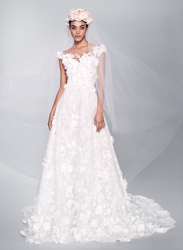 Marchesa - suknia ślubna z koronkowymi elementami 3d