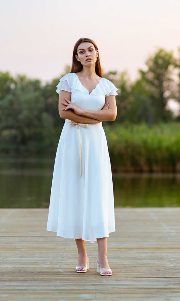 biała sukienka kate middletone